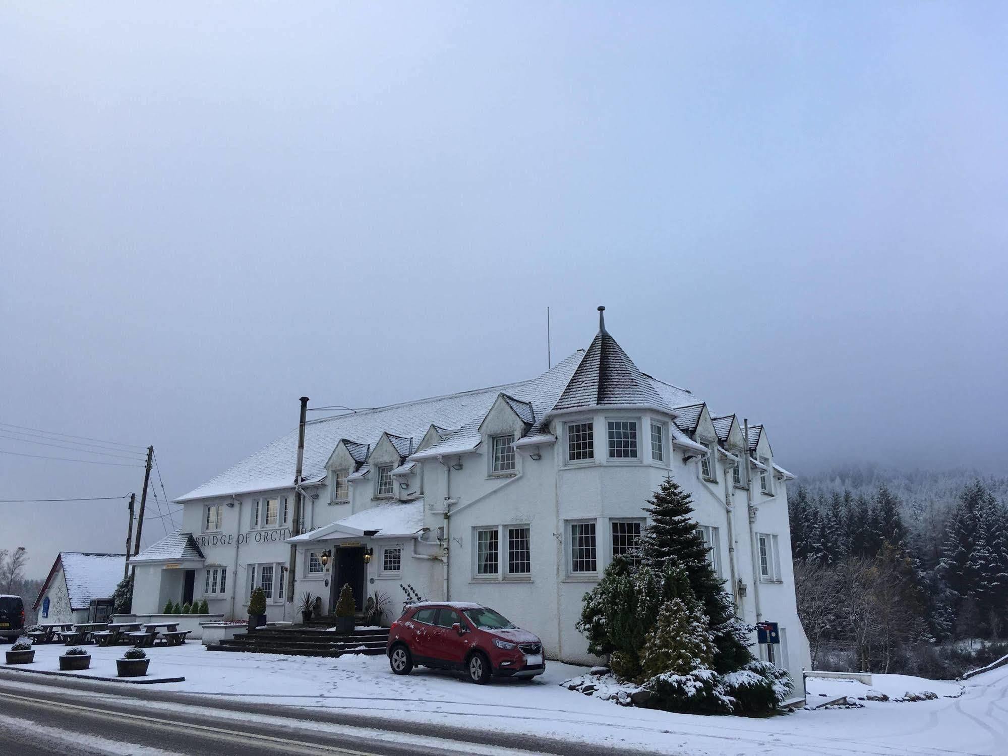 Bridge Of Orchy Hotel Exterior foto